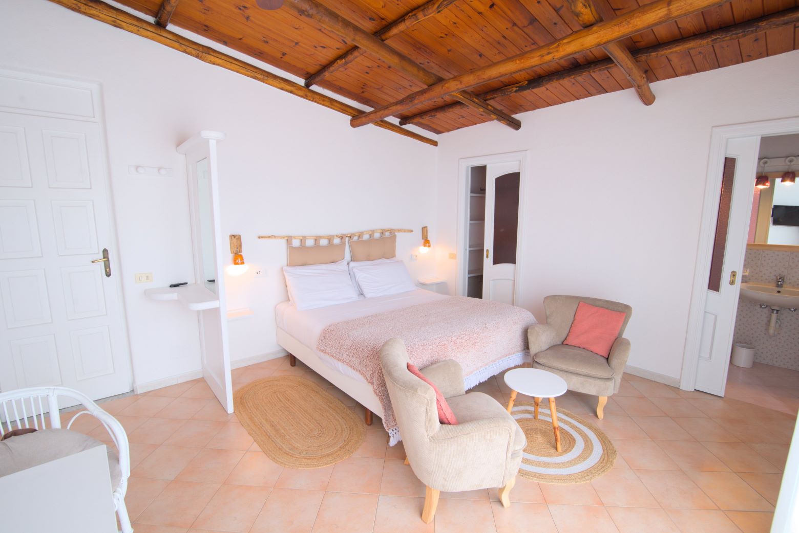 forio, ischia, ravino, cacti, apartment