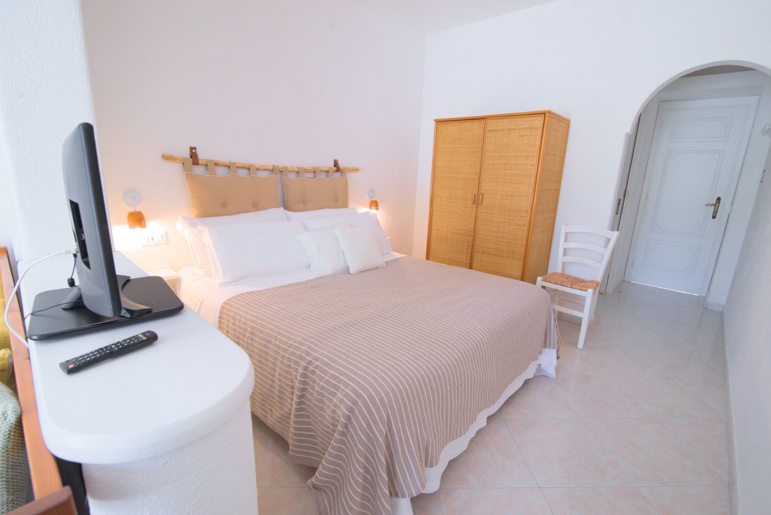 superior-studio-terrasse-ravino-kakteen