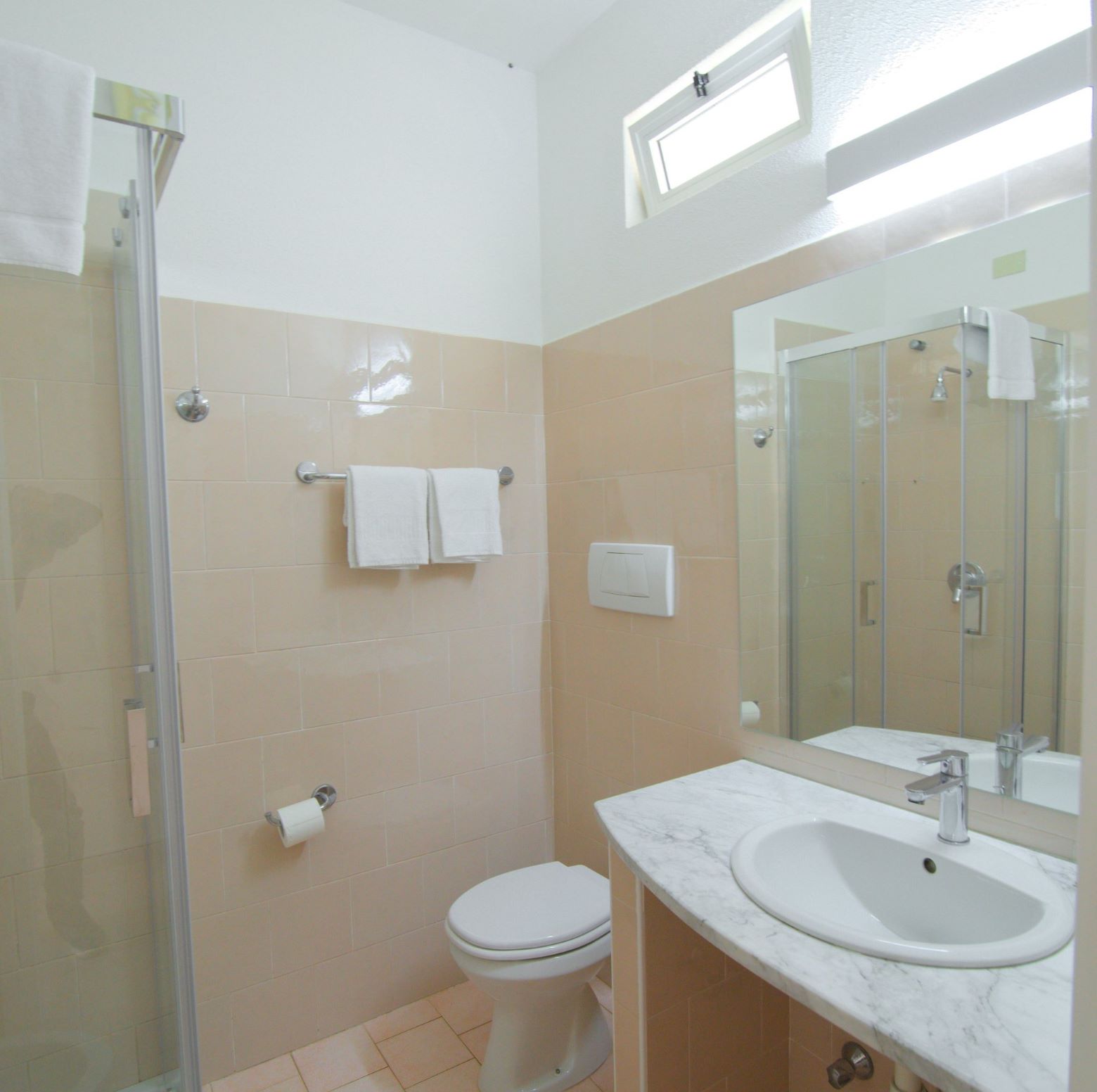 superior-studio-terrasse-ravino-ischia-kaktusgarten
